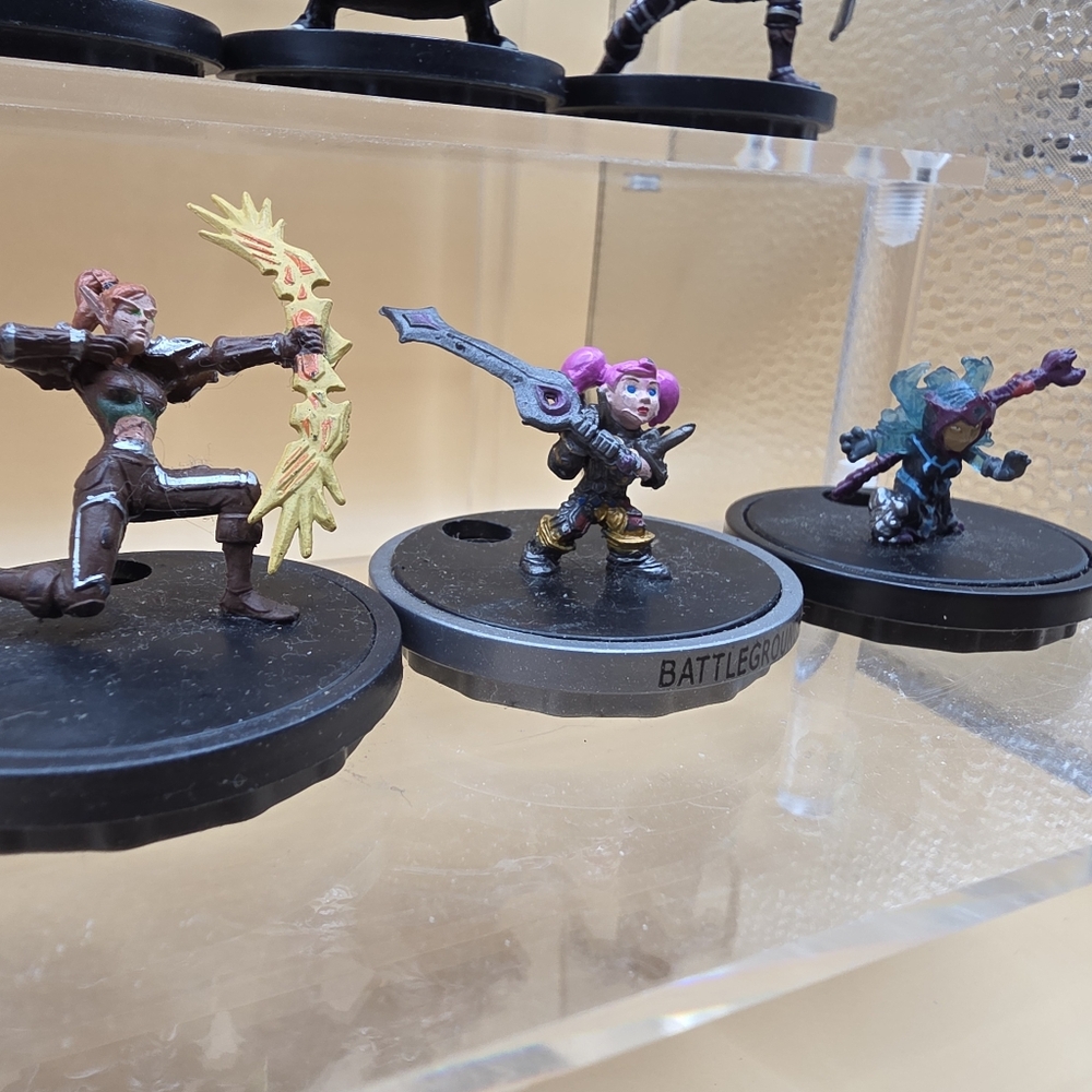 World of Warcraft Miniatures 2008 Lot of 20 Figures WoW Minis - No Cards - Picture 5 of 11